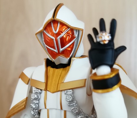 S.H.Figuarts 白色魔法师