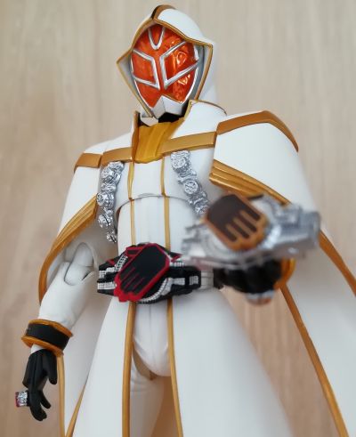 S.H.Figuarts 白色魔法师