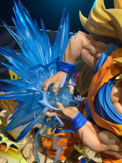 MPMDBZ-01DX 龙珠Z 孙悟空 超级赛亚人 DX版