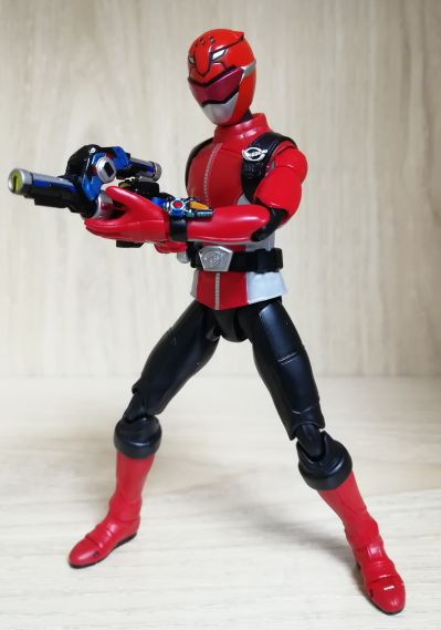 S.H.Figuarts 红色捍卫者（暂译）