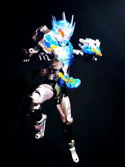 S.H.Figuarts 假面骑士创骑 假面骑士克罗兹 巨龙形态