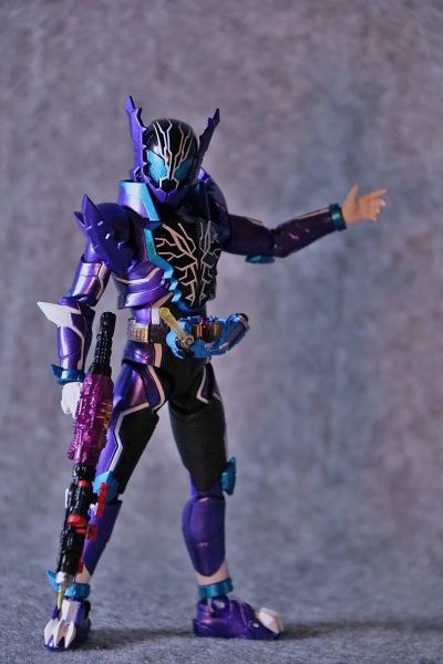 S.H.Figuarts  假面骑士恶霸