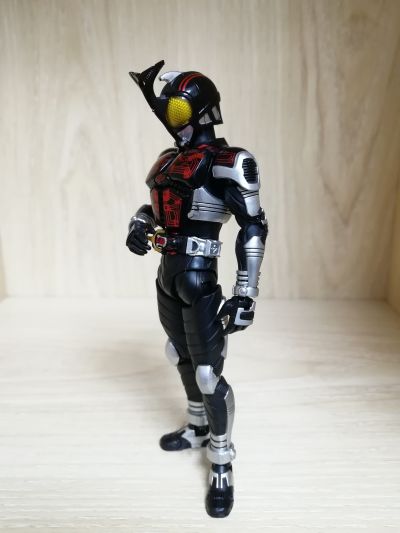 S.H.Figuarts（真骨雕制法）   假面骑士黑暗甲斗王