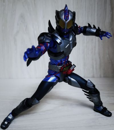 S.H.Figuarts   假面骑士亚马逊尼奥