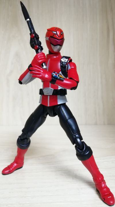 S.H.Figuarts 红色捍卫者（暂译）