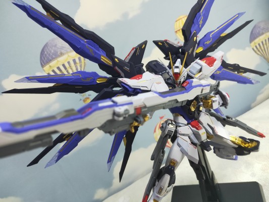 METAL BUILD 机动战士高达SEED DESTINY ZGMF-X20A 强袭自由高达 Soul Blue Ver.
