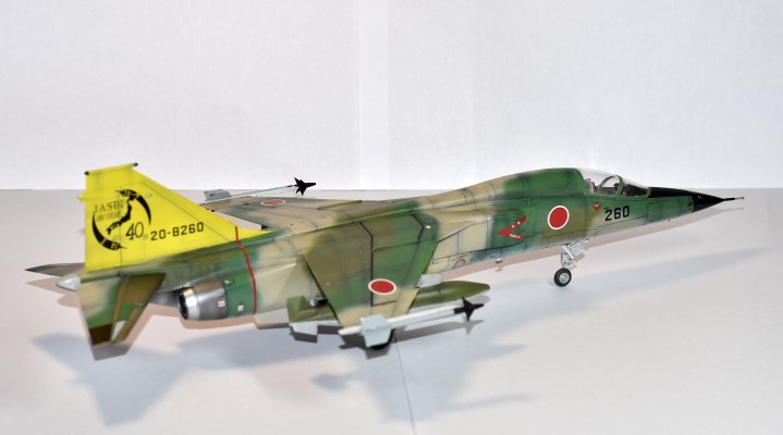 F-8E 十字军战士 舰载战斗机
