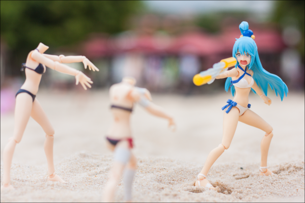 figma EX-056 为美好的世界献上祝福！2 惠惠 泳装ver.
