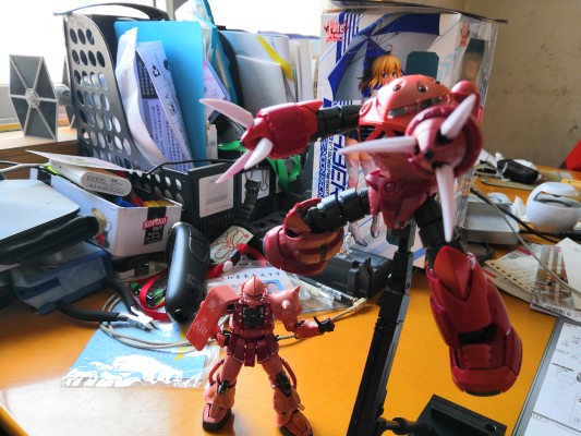 RG 1/144  MSM-07S 夏亚专用魔蟹