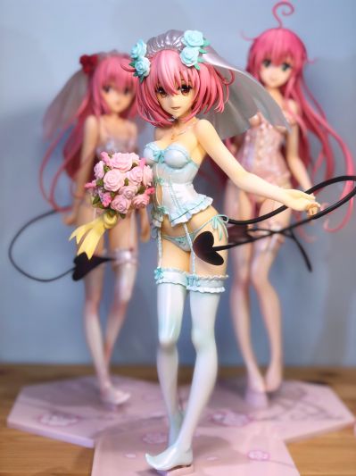 出包王女DARKNESS  梦梦·贝莉雅·戴比路克 内衣婚纱