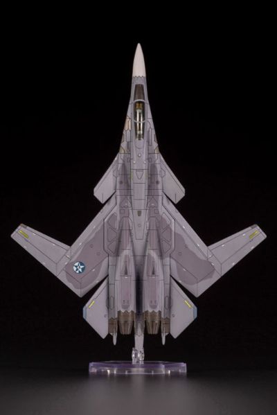 皇牌空战 7：未知空域 X-02S 模型爱好者版