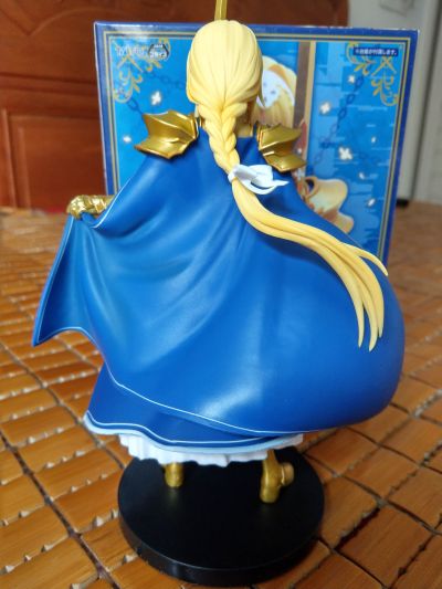 刀剑神域 爱丽丝篇 爱丽丝·滋贝鲁库 Integrity Knight