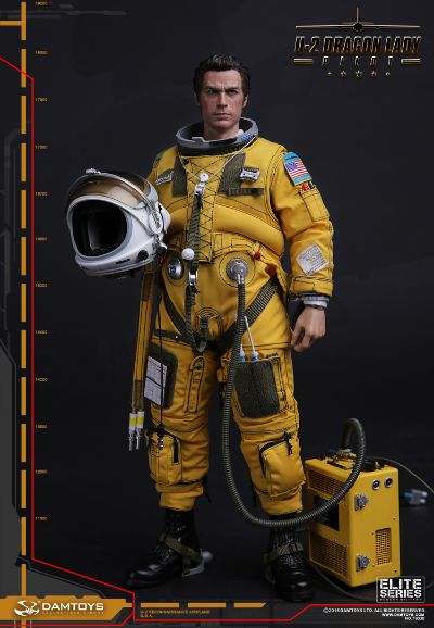 DAMTOYS 78030 U-2 侦察机 飞行员 U-2 “龙女” 