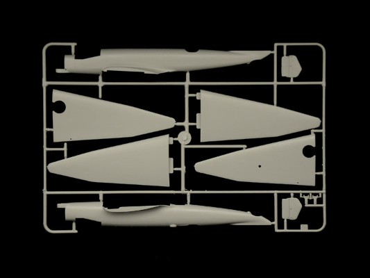 37191 1/72 德国 Ju86 E1/E2 轰炸机