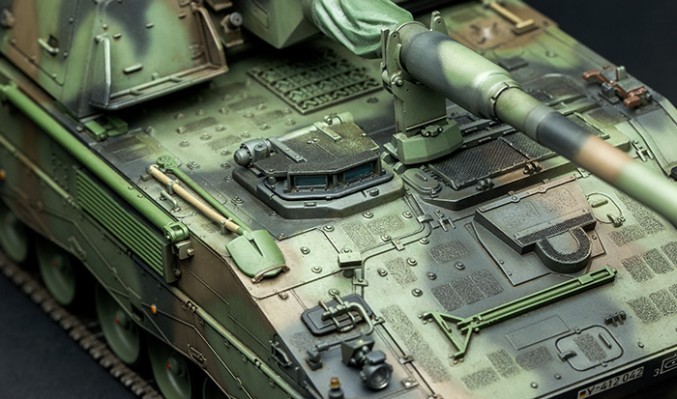 1/35 德国Panzerhaubitze 2000自行榴弹炮