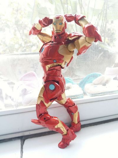 FIGURE COMPLEX 惊奇山口系列 编号013 钢铁侠 尖端装甲