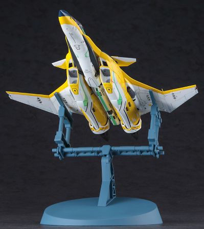 65850 超时空要塞系列 VF-31F 齐格飞 “要·巴卡妮雅 配色” 剧场版 超时空要塞Δ