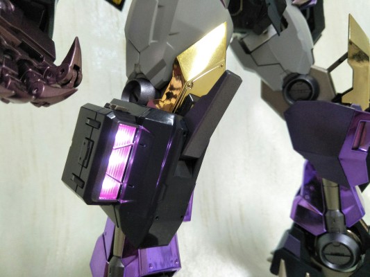 铁机巧#02P 变形金刚 塔恩 Power Burst ver.