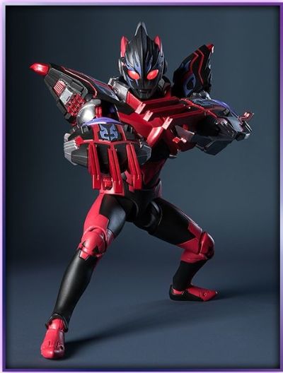 S.H.Figuarts 奥特银河格斗 新生代英雄 黑暗艾克斯奥特曼+黑暗哥莫拉装甲