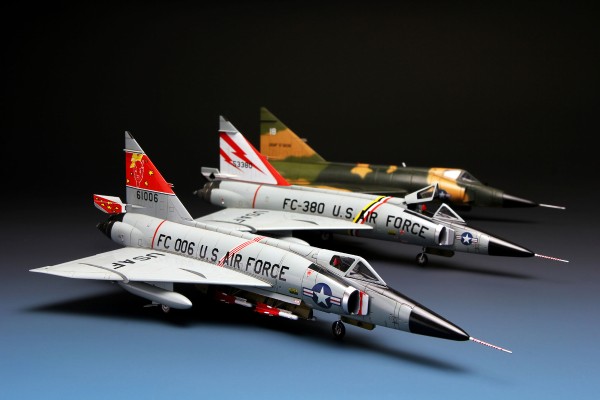 1/72 美国 F-102A “三角剑”截击机