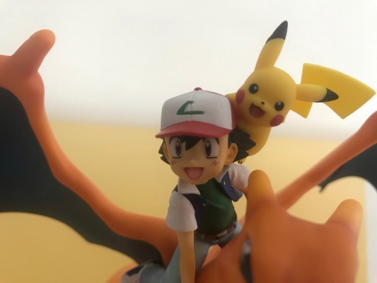 G.E.M. 精灵宝可梦 喷火龙&皮卡丘&小智