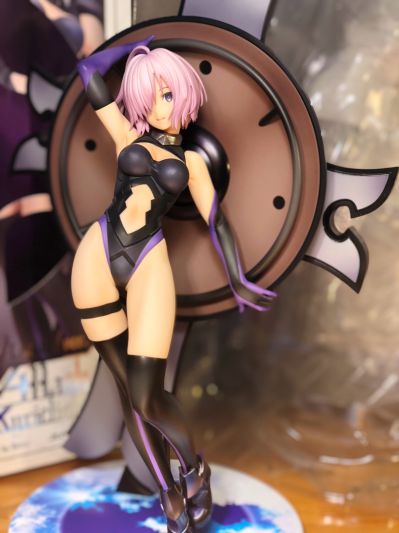 命运-冠位指定 盾兵-玛修·基列莱特 限定版