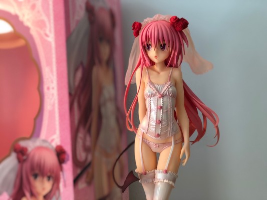 出包王女DARKNESS  梦梦·贝莉雅·戴比路克 内衣婚纱