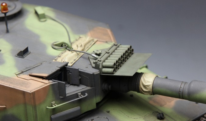 1/35 德国“豹”2A4主战坦克