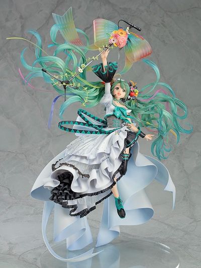 初音未来 纪念服饰（10周年绘图比赛大赏）