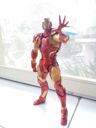 FIGURE COMPLEX 惊奇山口系列 编号013 钢铁侠 尖端装甲