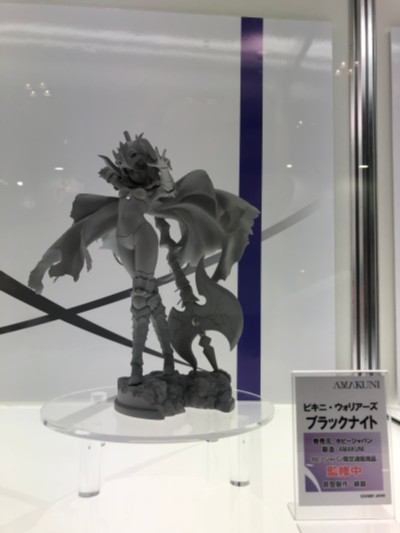 比基尼勇士 黑暗骑士