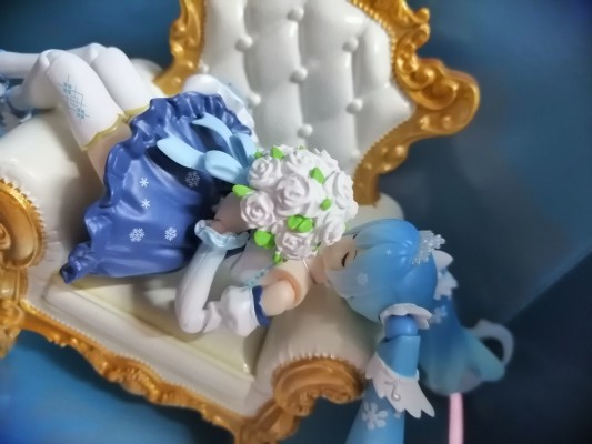 figma#EX-054 Vocaloid 初音未来&Rabbit Yukine 公主 雪未来 2019