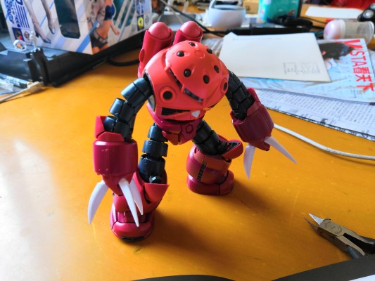 RG 1/144  MSM-07S 夏亚专用魔蟹