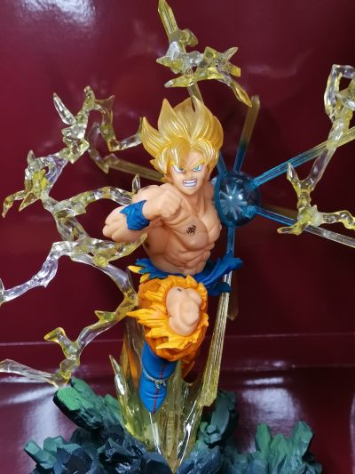 Figuarts ZERO 龙珠Z：燃烧吧！热战·烈战·超激战 超级赛亚人孙悟空 -热战-