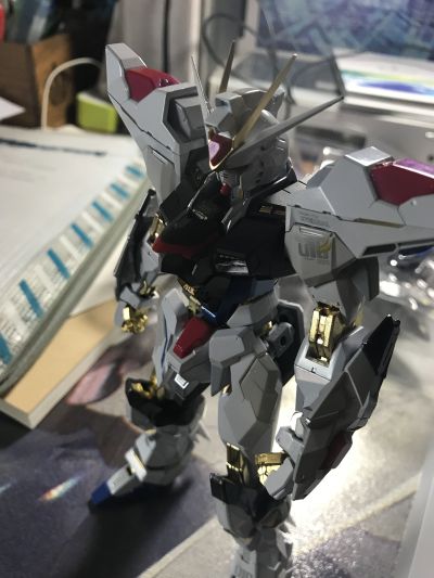 METAL BUILD 机动战士高达SEED Destiny ZGMF-X20A 强袭自由高达
