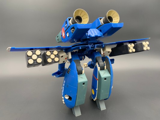 超时空要塞マクロス 1/48 完全変形版系列 VF-1J スーパーバルキリー マックス机