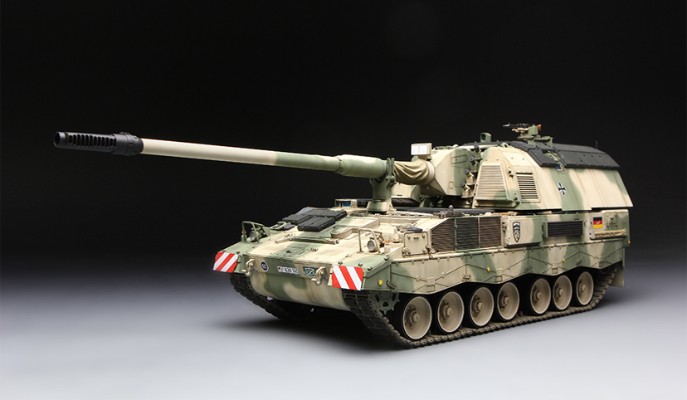 1/35 德国Panzerhaubitze 2000自行榴弹炮附加装甲型