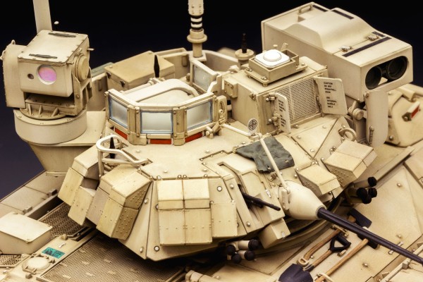 1/35 美国M3A3“布雷德利”BUSK III骑兵战车