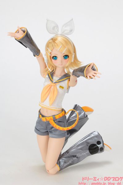 Dollfie Dream Sister DDS VOCALOID 镜音铃