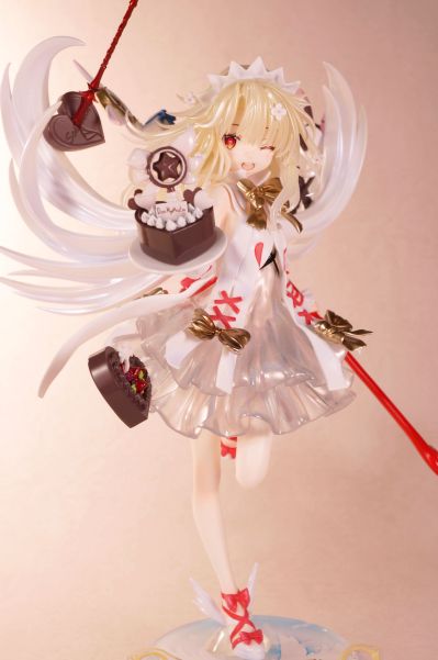 Fate/Grand Order 伊莉雅斯菲尔·冯·爱因兹贝伦 巧克力天使Ver.