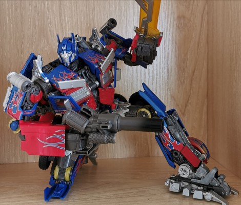 变形金刚MP系列 MPM-4 变形金刚 擎天柱