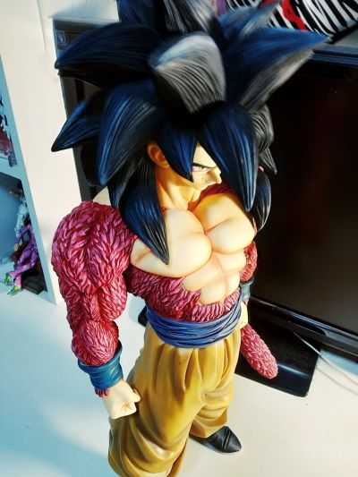 巨型系列 龙珠GT 孙悟空 超级赛亚人4 特别配色版