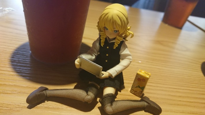 Picconeemo Assault Lily Yellow 