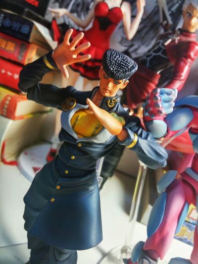 超像可动 JOJO的奇妙冒险 第四部 不灭钻石 疯狂钻石