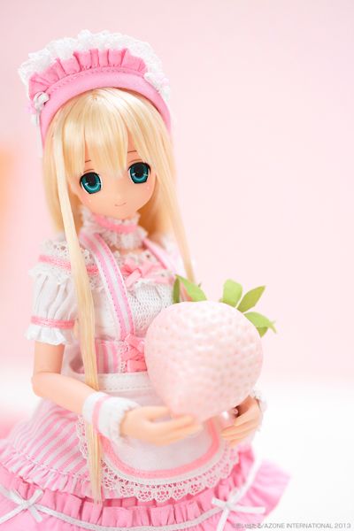 PureNeemo White Strawberry Shortcake 