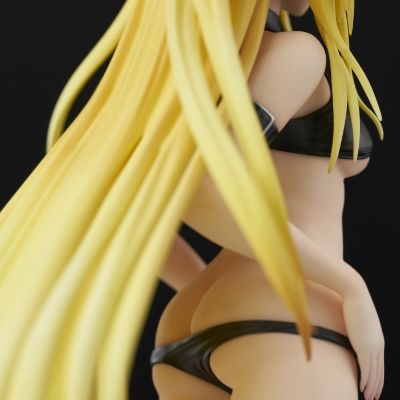 To LOVE Ru Darkness  金色暗影 泳装ver.