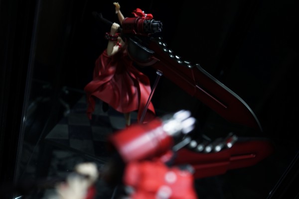 噬神者2 	艾莉莎・伊莉妮琪娜・奥美拉 深紅纪念礼服Ver.