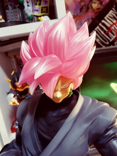 巨型系列  黑悟空（超级赛亚人桃红）