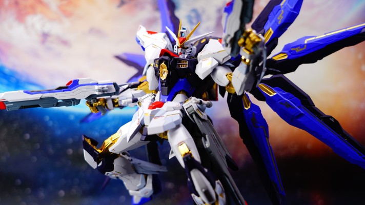 METAL BUILD 机动战士高达SEED Destiny ZGMF-X20A 强袭自由高达