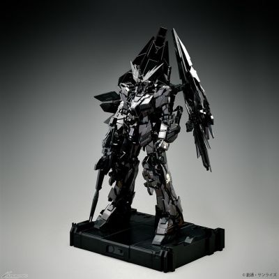 PG 机动战士高达UC: ONE OF SEVENTY TWO RX-0独角兽高达3号机菲尼克斯 Mastermind Japan Ver. 